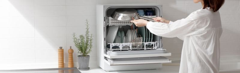 Máy rửa bát Panasonic NP-TH4