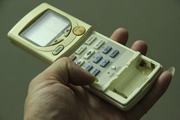 máy điều hòa không nhận tín hiệu từ remote