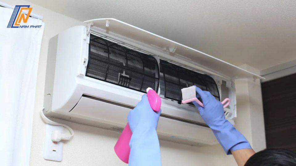 Vệ sinh điều hòa