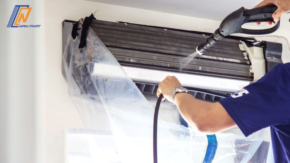 Vệ sinh điều hòa