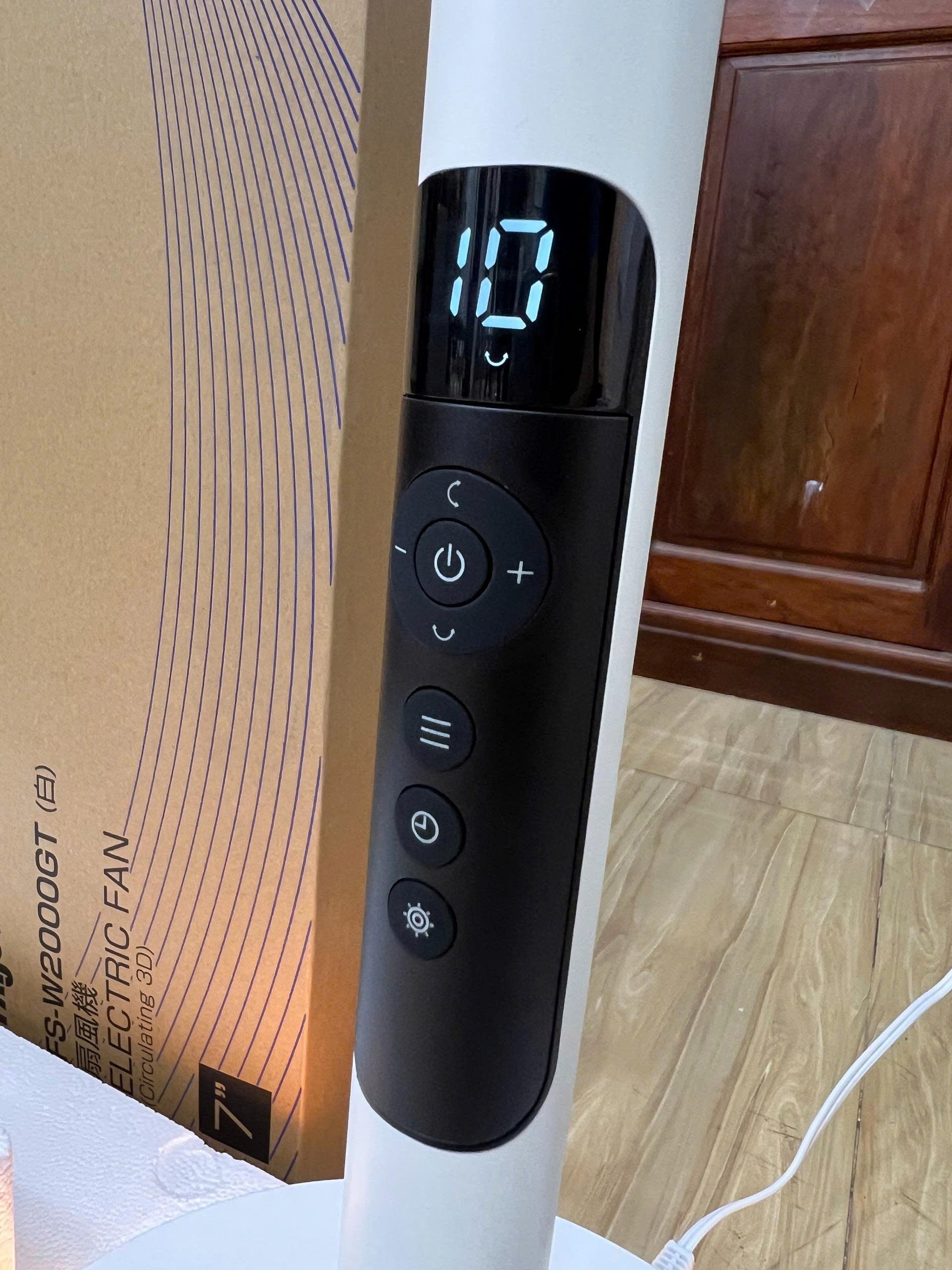 Quạt Taijutsu FS W2000GT