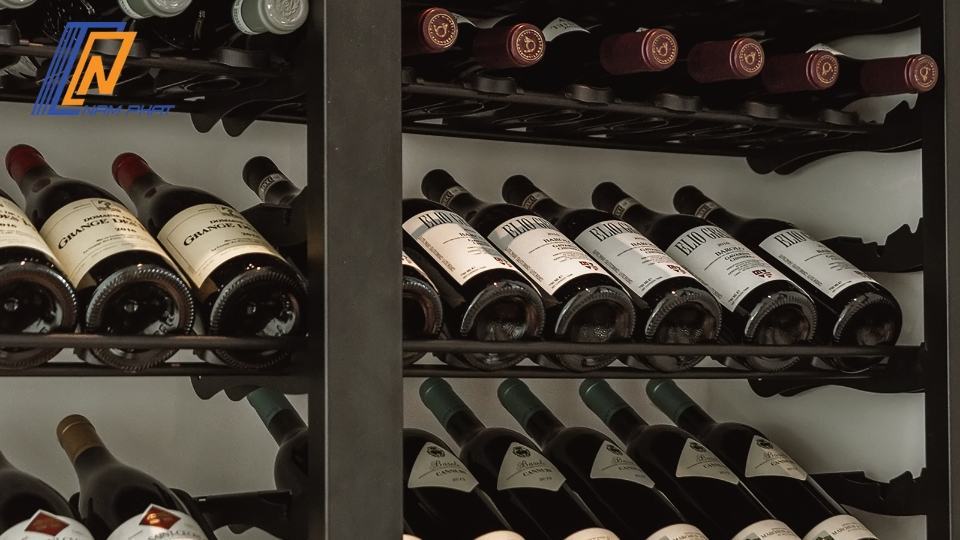 Có nên bảo quản rượu trong tủ lạnh không