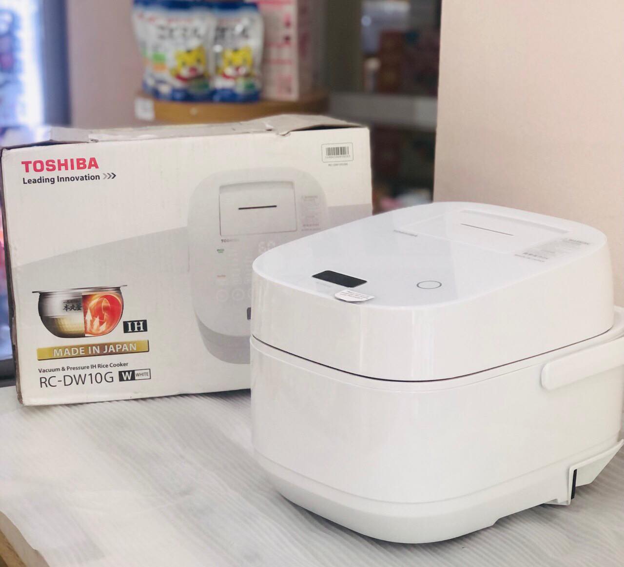 Nồi cơm Toshiba RC-10HWG