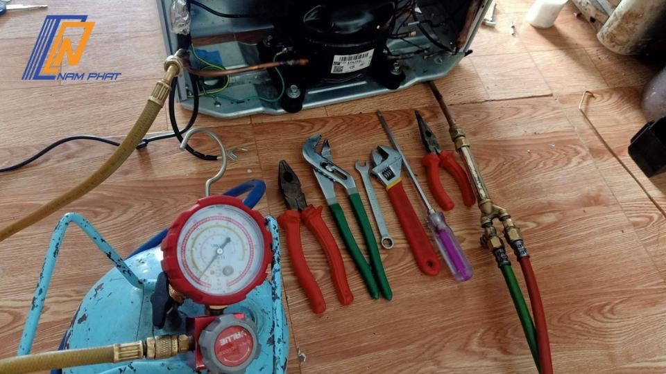 Thay Gas Tủ Lạnh Hết Bao Nhiêu Tiền