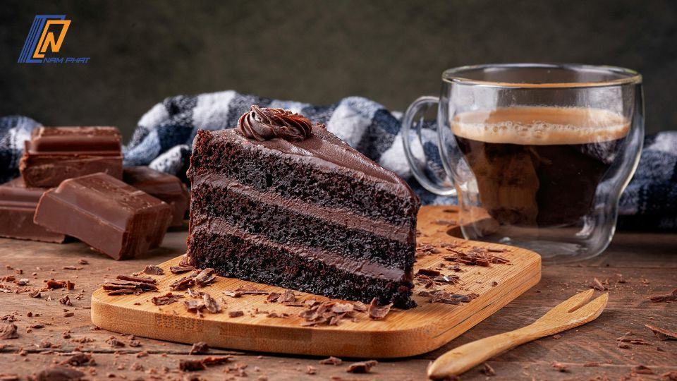 bánh kem để tủ lạnh được bao lâu