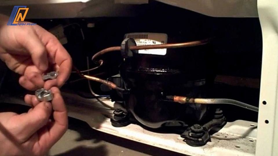 thay block tủ lạnh hitachi