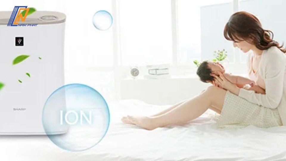 Máy lọc không khí cho trẻ sơ sinh nên chọn loại nào