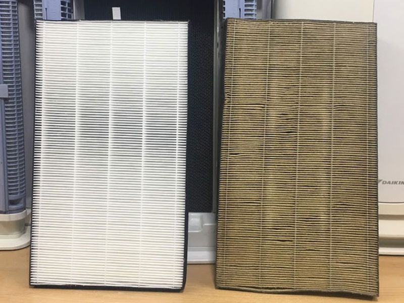 Vệ sinh màng lọc máy hút ẩm