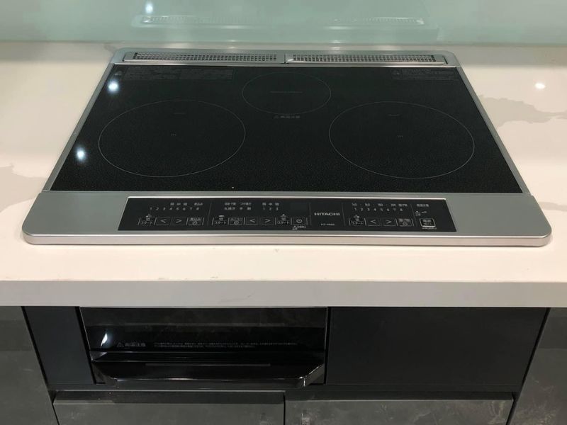 Bếp từ Hitachi HT-M6K